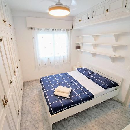 Sea Breeze Apartment Estepona Exterior photo